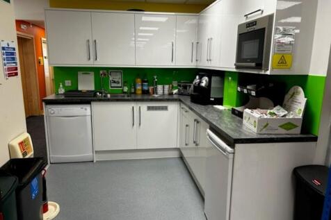 Titan House GF Kitchen Area 2.jpg