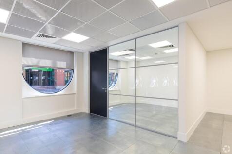 Goldvale House  Woking  Office 7.jpg