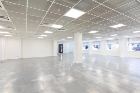 Goldvale House  Woking  Office 19.jpg