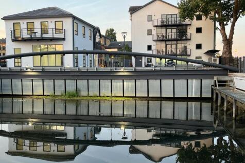 Waterman&#39;s House - Staines-upon-Thames (10)