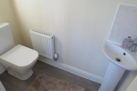 Cloakroom/wc