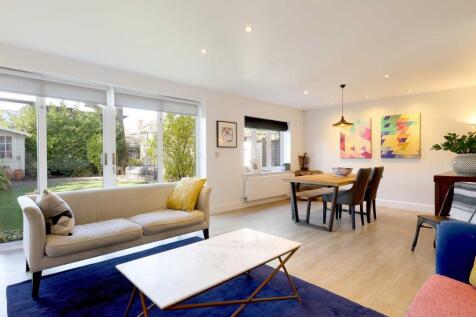 Lounge Dining Room