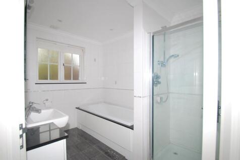 En Suite Bathroom