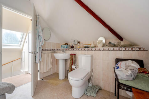 Upstairs Bathroom
