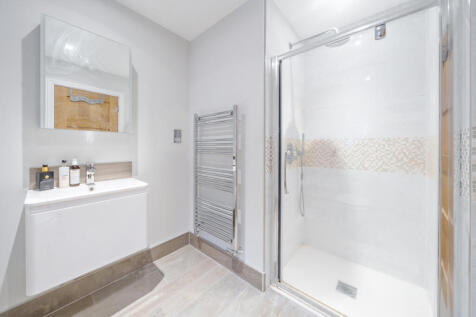 Ensuite Shower Room
