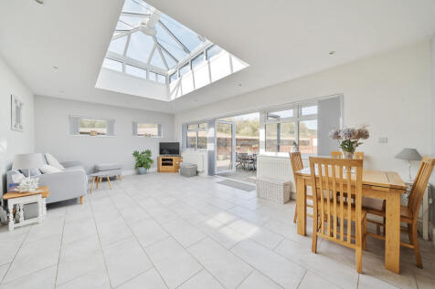 Family / Dining Area