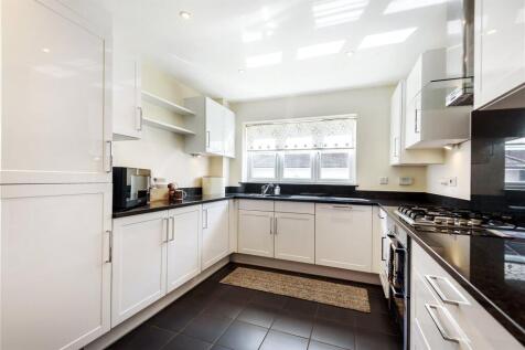 Kitchen/ Breakfast