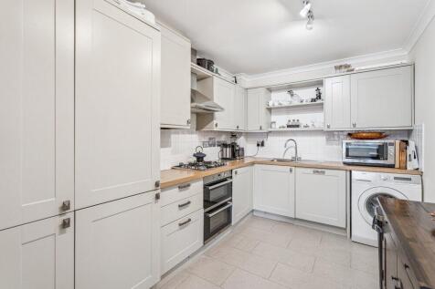 Kitchen/ Breakfast