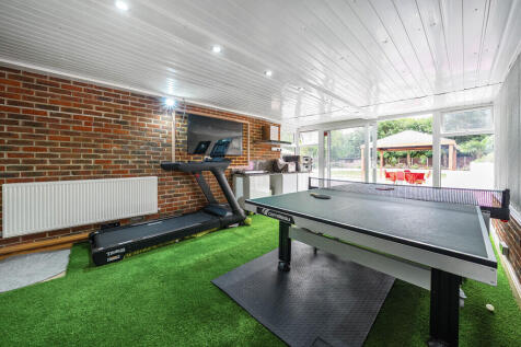 1329659-11-68a2f8...