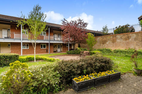 Communal Grounds