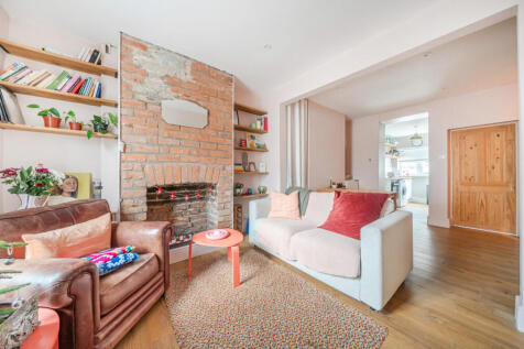 1388102-6-693a9d4...