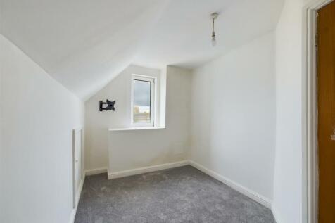 Study/Bedroom 5