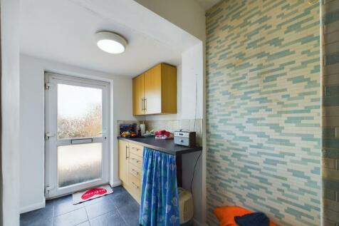Kitchen/Utility room