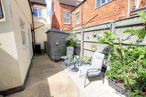 Courtyard Garden