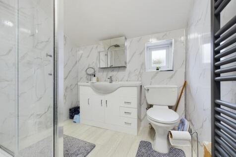 Family Shower Room