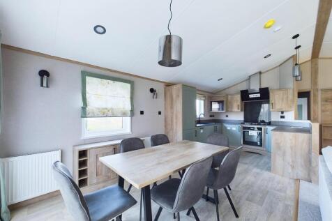 Open Plan Kitchen/Reception Room