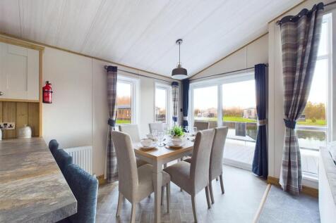 Open Plan Kitchen/Reception Room