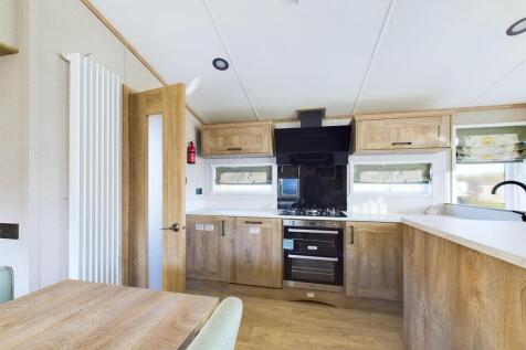 Open Plan Kitchen/Reception Room