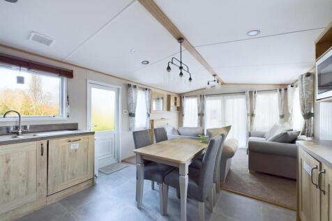 Open Plan Kitchen/Reception Room