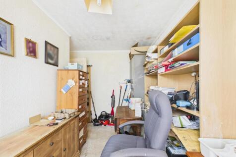 Bedroom 3 / Office