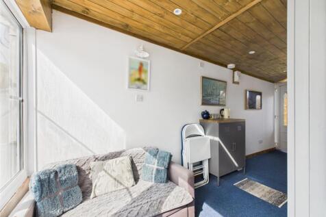 Self Contained Annex