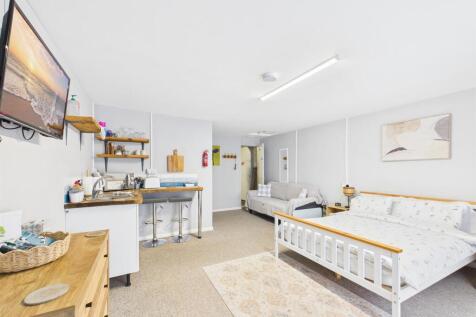 Self Contained Annex/Holiday Let