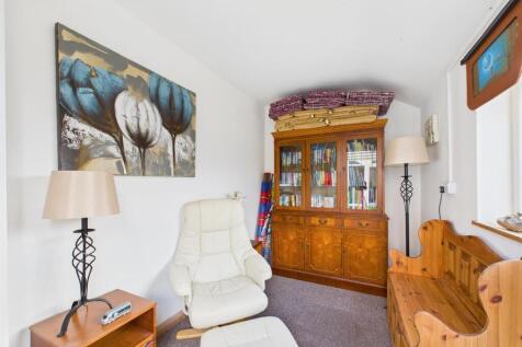 Outbuilding/Home Study