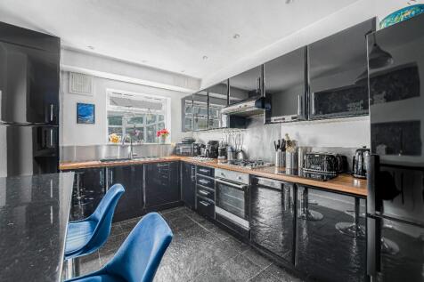 Property Image 9
