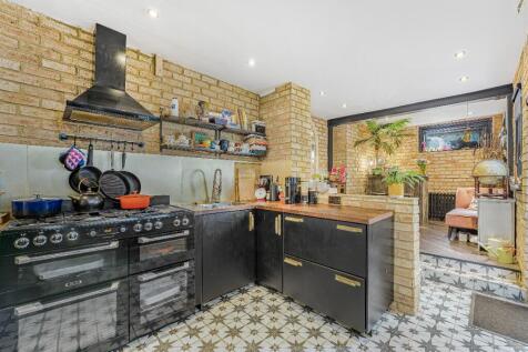 Property Image 12