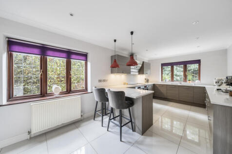 1310546-5-686bd61...