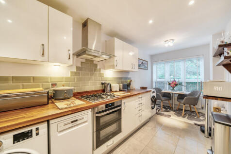 1370718-6-68f6666...