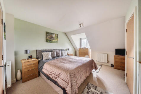 1370718-15-68f666...