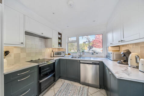 1364069-3-68e7d01...