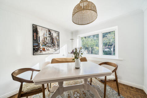 1364069-8-68e7d06...