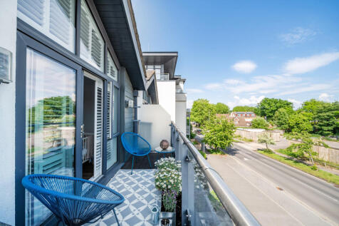 2-68220b4c7435f-1...