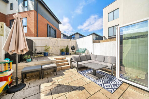 16-68220b8db4046-...