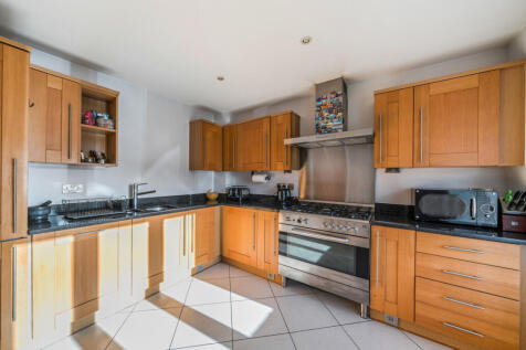 1364152-12-69009e...