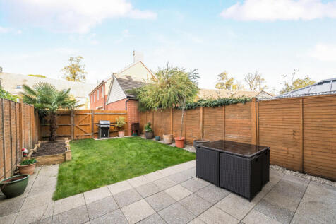 1364152-3-69009de...