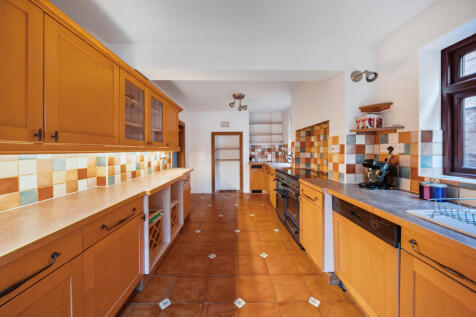 1380161-5-6911ba2...