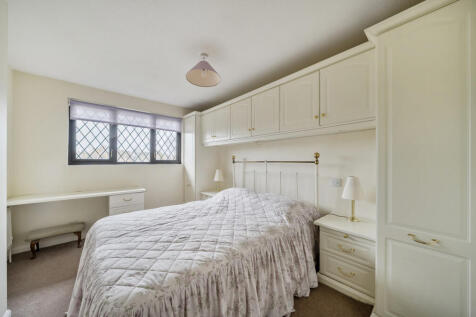 1376730-16-690c89...