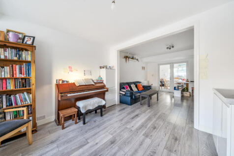 1384920-11-6925d1...