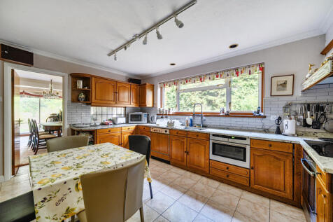 1354452-11-68d3cb...