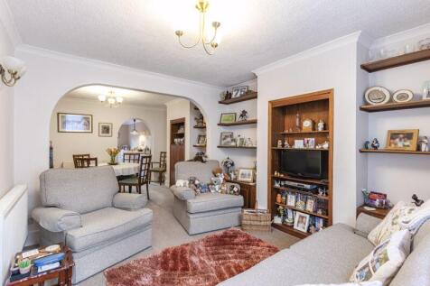 Living/Dining Area