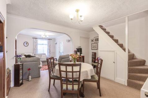 Living/Dining Area