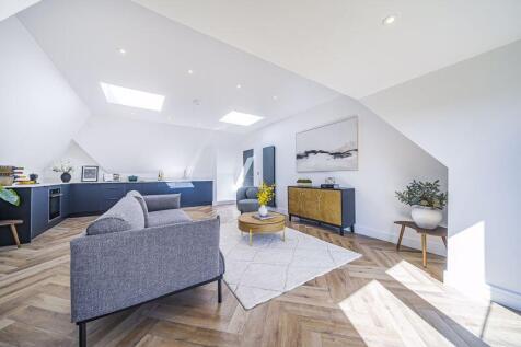 Living/kitchen Area