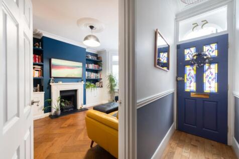 Property Image 4