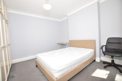 Bedfroom 2