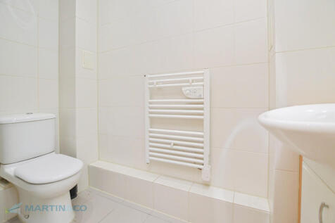 58374231-Ensuite