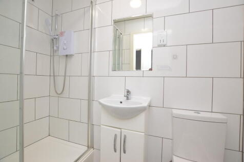2nd Barthroom