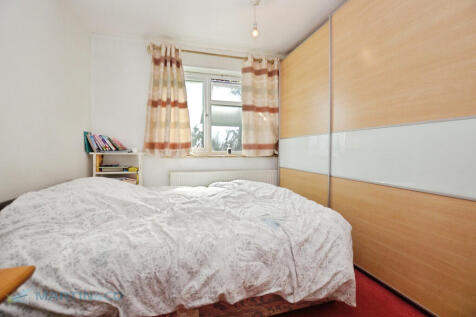 eb223dc7-Bedroom ...